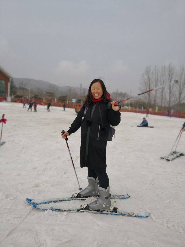 青岛融创藏马山滑雪场