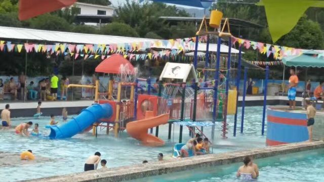 海豚湾水上乐园