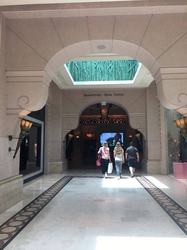 水世界冒险乐园