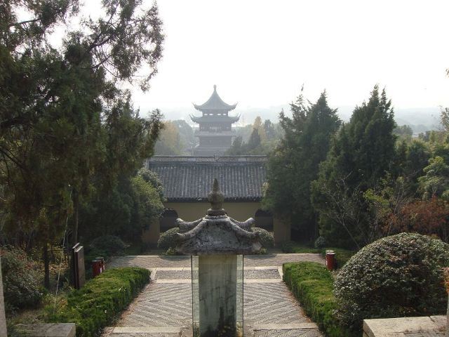 鸿山泰伯景区