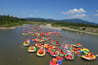 优胜美地漂流一日游