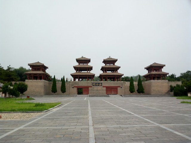 是个历史沉淀深厚的地方但是趣味景色和服务欠缺如果造