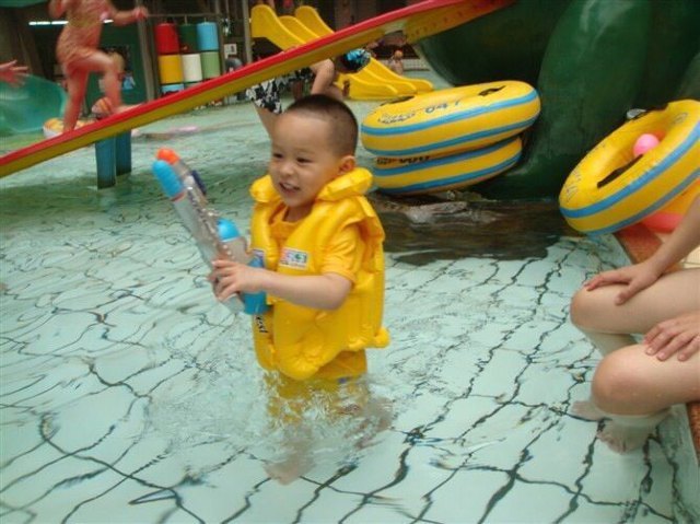 阿尔滨水上乐园