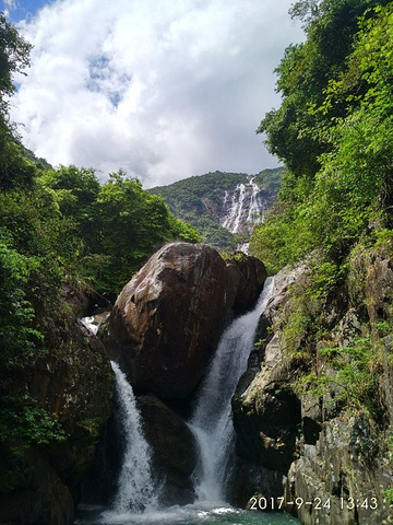 "_洛阳伏牛山滑雪场"的评论图片