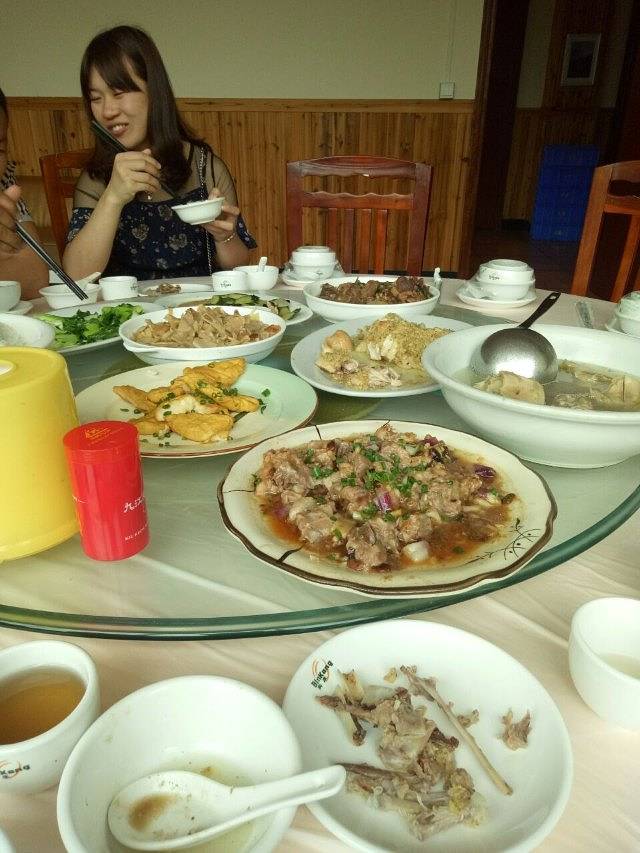 英西峰林老虎谷溶洞漂流