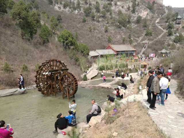 龙澍峪旅游风景区