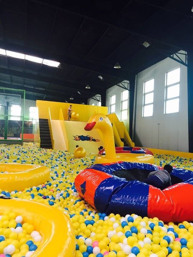 乐翻了蹦床公园(孙河店)
