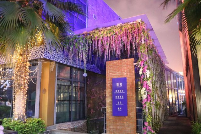 南宁民歌湖景区