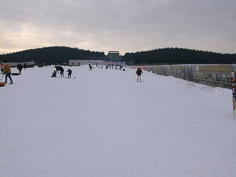 徐州大景山滑雪场旅游景点图片