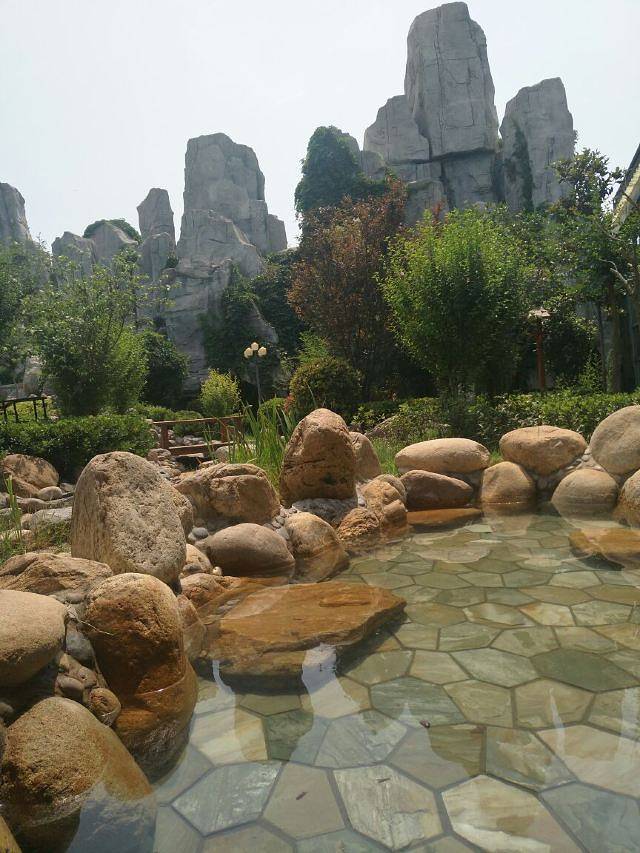 雁鸣湖恐龙谷凌云温泉