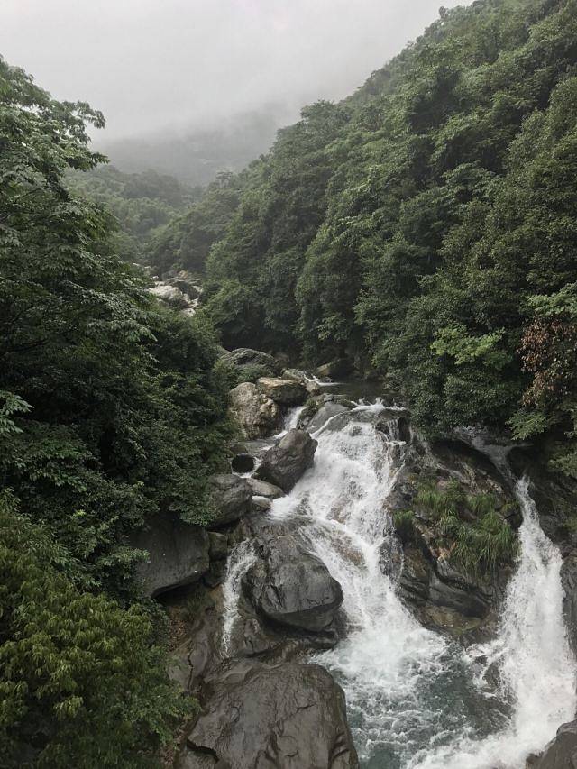 梅岭漂流
