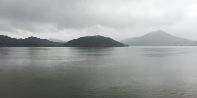 青山湖