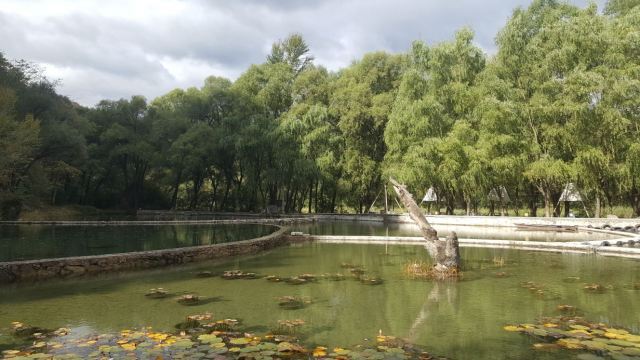 百里山水画廊—滴水壶