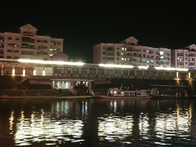 梅江夜游