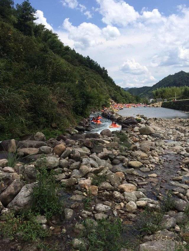 磐安龙溪漂流