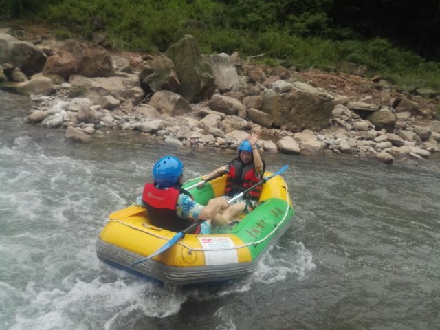 青城两河漂流