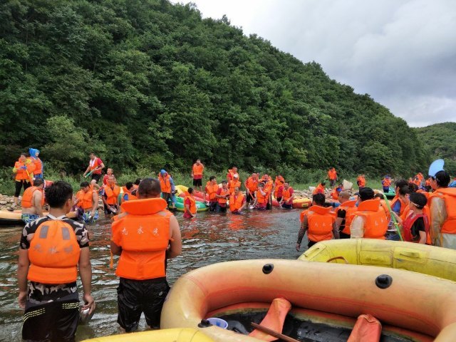 九水峡漂流