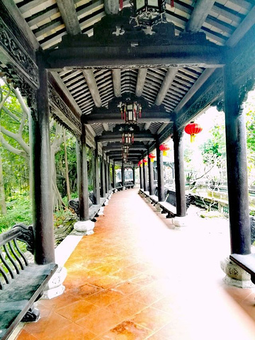 东莞粤晖园广东东莞农民企业家庾炳桂投资逾亿元人民币,耗时一年多