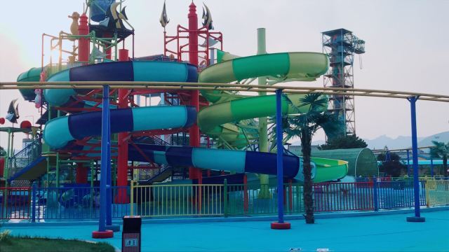 欢乐太行谷水世界