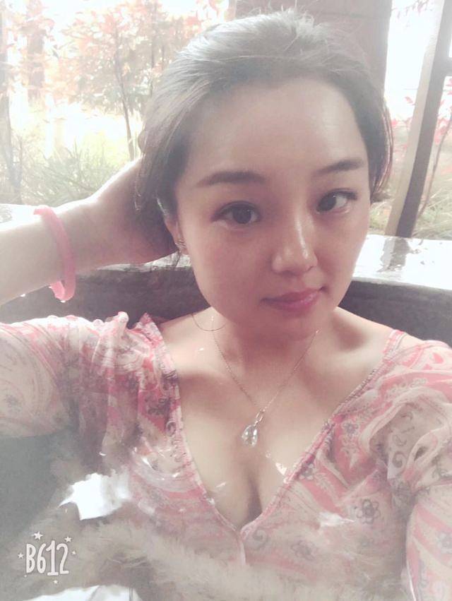 金雨玫瑰温泉度假区