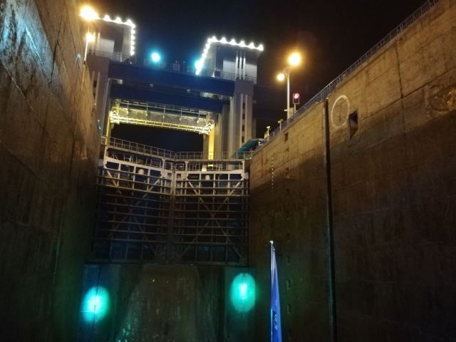 交运长江夜游游船