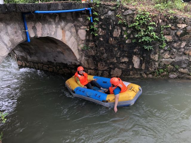 碧水峡漂流