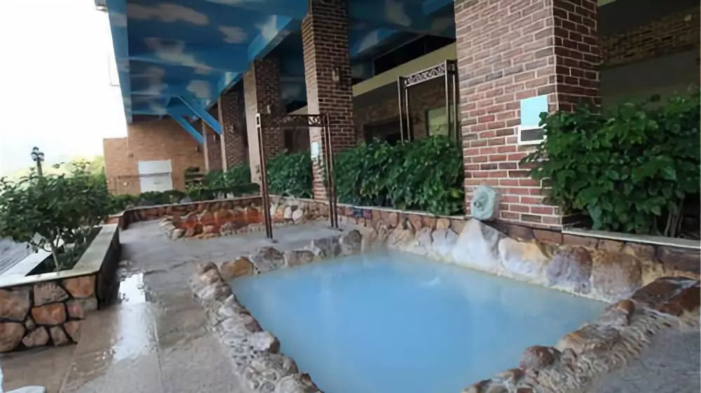 入住从化毅华温泉酒店,泡无限次温泉 往返车费 自助早餐