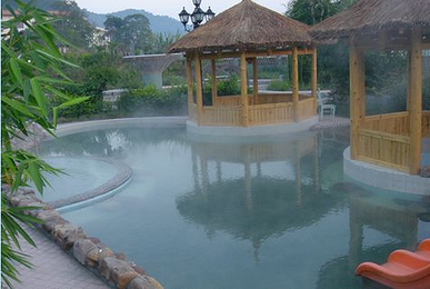 玩桂林仙家温泉 住平乐仙家温泉度假山庄1晚(61094)—温泉节特惠套餐