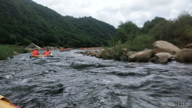 九水峡漂流