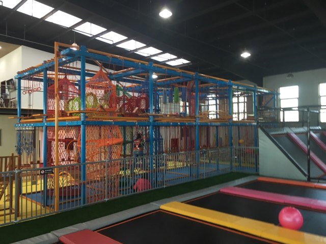 乐翻了蹦床公园(孙河店)