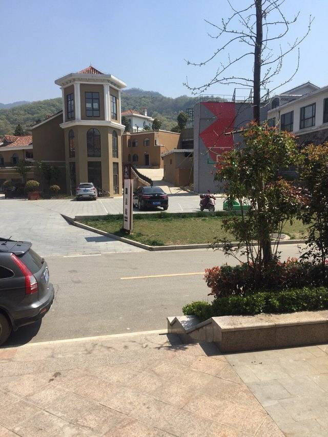 鸡公山依云森林温泉