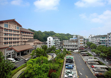 玩杭州西湖 住杭州丽正门大酒店1晚(44936)—飞来峰套餐b