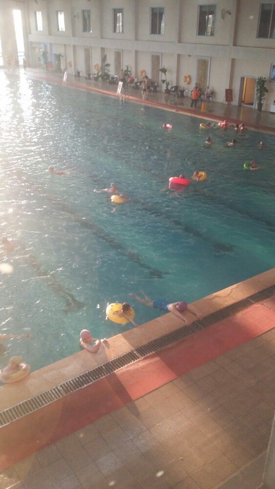 万憬假日温泉会馆