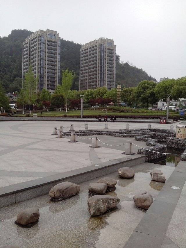 阿尔滨水上乐园