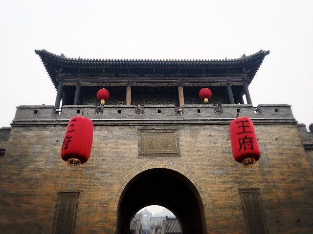 2024宅子确实格局工整,气势恢宏,感觉非常壮观,不虚此行。看网上说王家是官宅,乔家是私宅,所以最后选了王家_山西王家大院-评论-去哪儿攻略