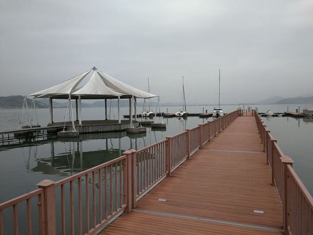 东钱湖随风沙滩