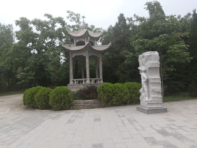 羊山古镇军事旅游区