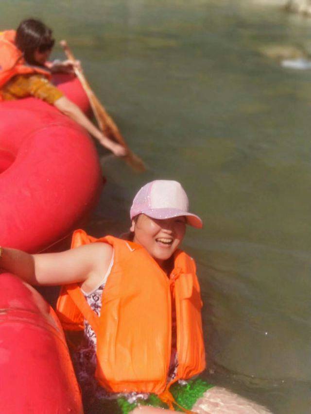 武隆仙女峡漂流