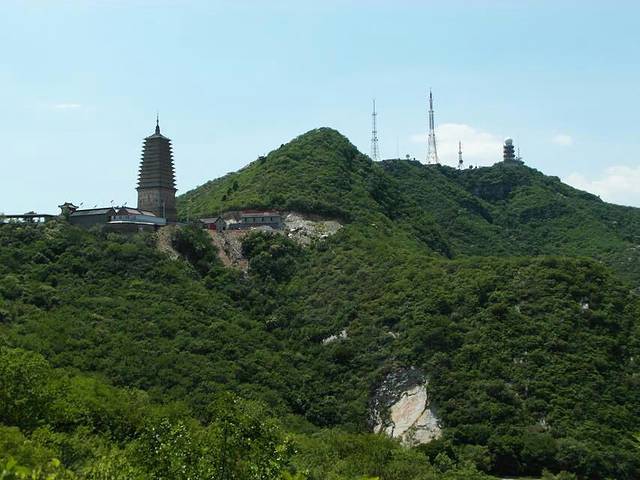 朝阳市凤凰山旅游景区-云接寺