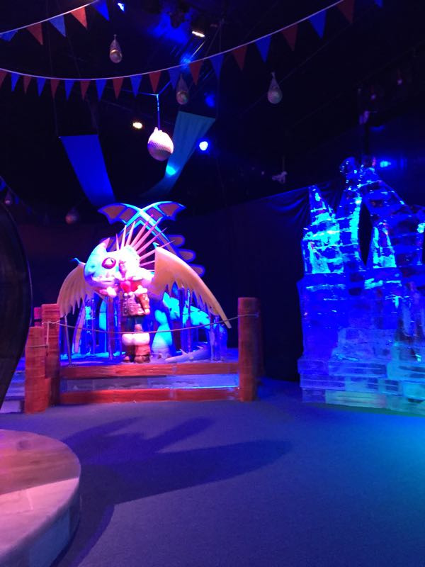 体验梦工场冰之世界