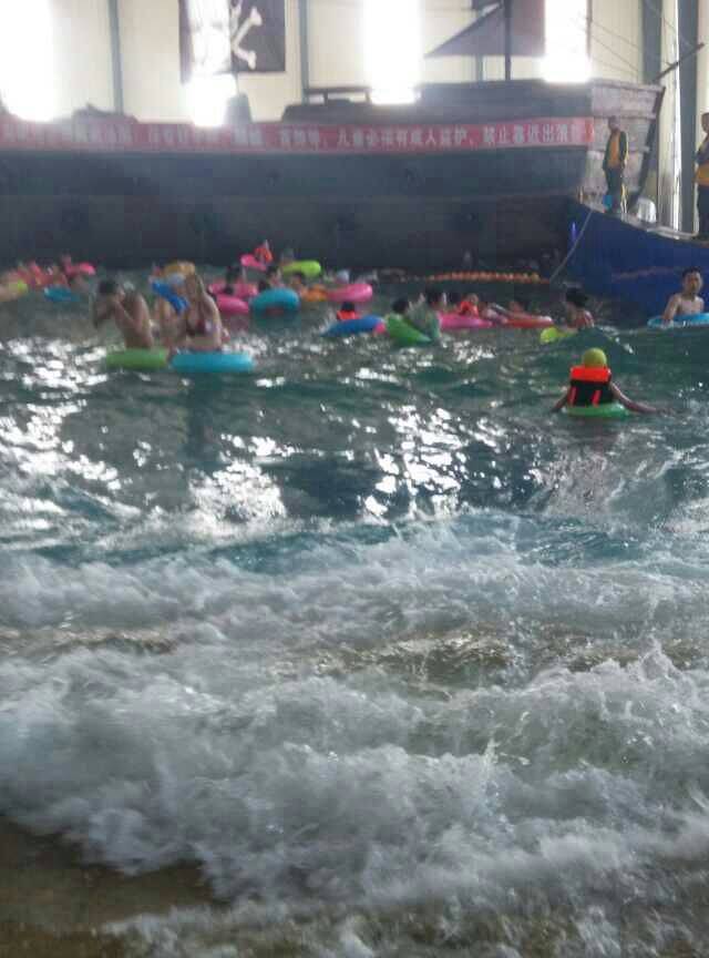 鹤鸣湖湿地温泉度假区