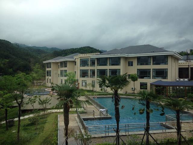 天堂寨西庄温泉