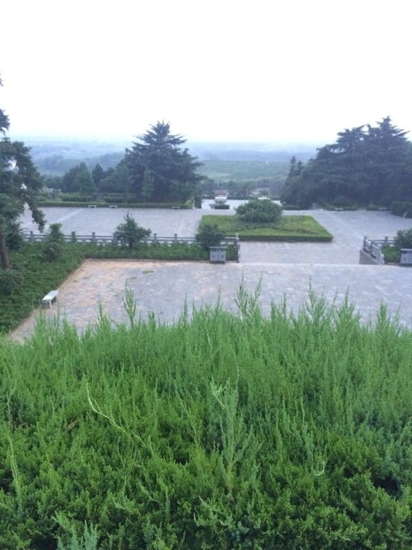 抗日山烈士陵园