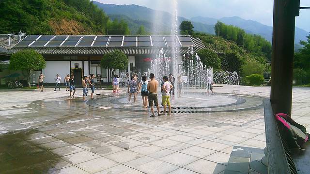 大围山狮口漂流