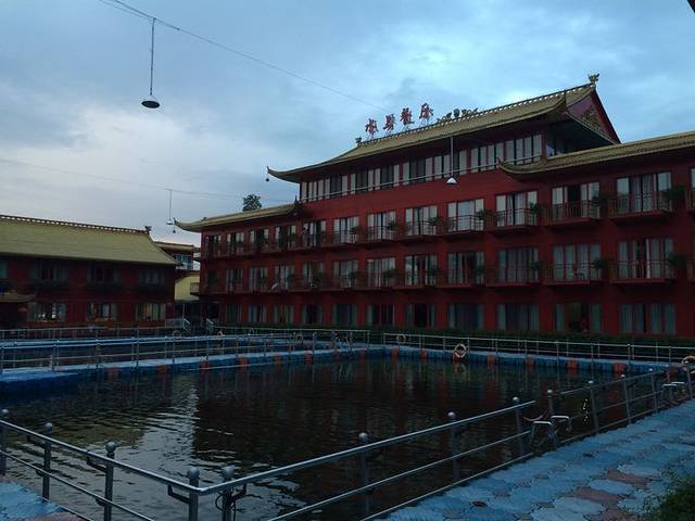 秀水舫水上餐厅