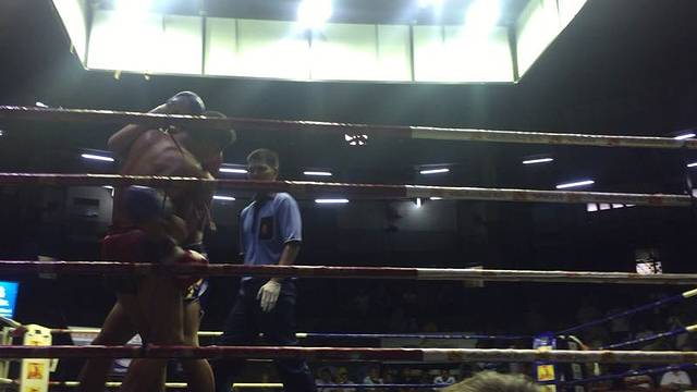 拉差达慕拳击馆