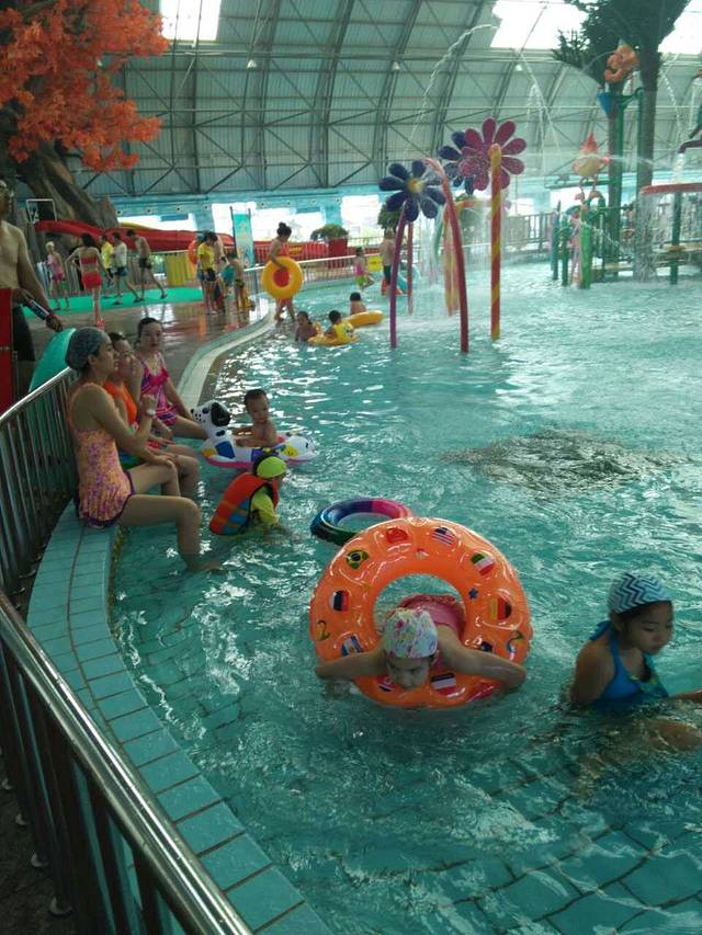 蒙根花温泉水世界