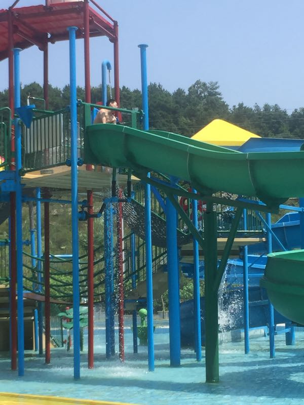 十六潭水上乐园