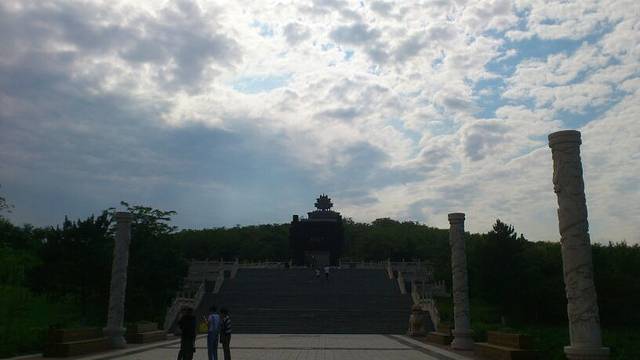 辽阳龙石风景区