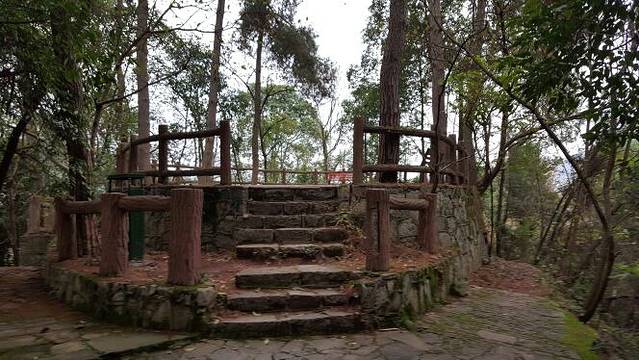 凤凰山国家森林公园